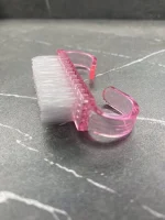 Cepillo de limpieza de uñas rosa translúcido 3