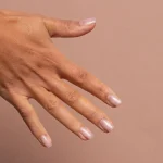 Semilac Skin Tone Cover Base Glitter Beige 7 ml 3